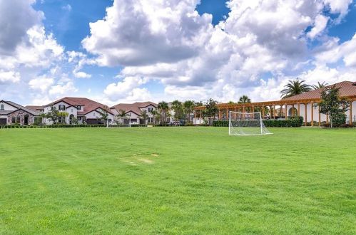 8148 Chilton Dr, Orlando FL 32836 exterior