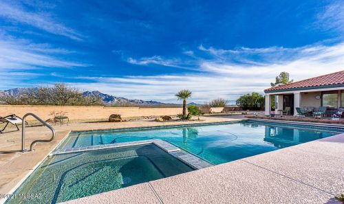 1413 Hidden Crest Ct, Green Valley, AZ 85622-5813