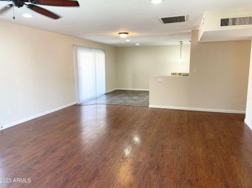 8716 Oak St, Scottsdale AZ  85257-2969 exterior