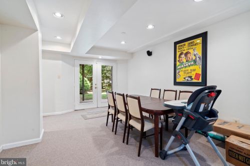 288 Huntsman Ln, Blue Bell PA  19422-2818 exterior