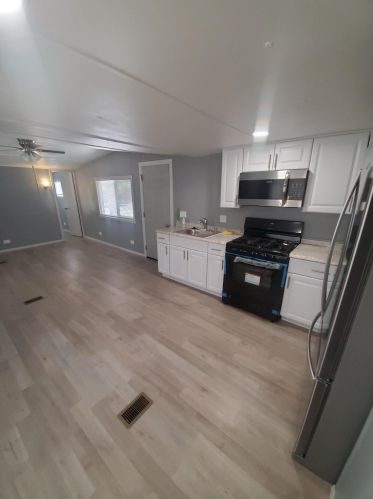 1505 Evergreen St, Chandler, AZ 85225-7998
