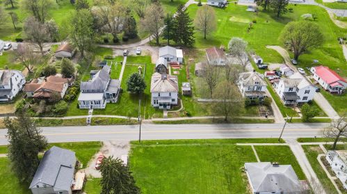 233 Columbus St, Somerset, OH 43783-9581