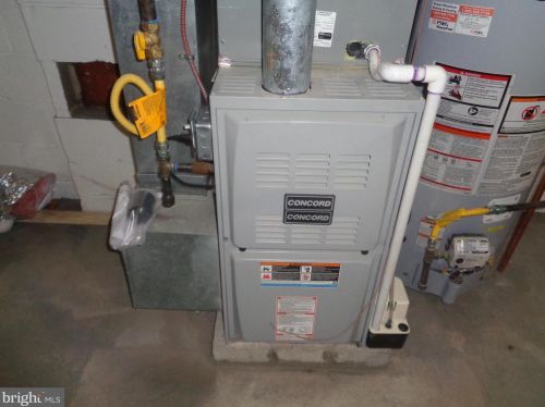 2316 Lexington Ave, Camden NJ  08110-1940 exterior