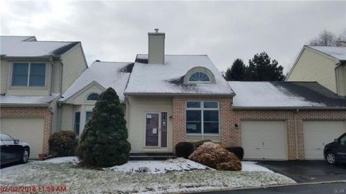 194 Ridings Cir, Macungie, PA 18062-1804