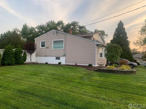 335 Cindy St, Old Bridge, NJ 08857-1852