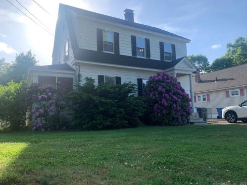 226 Parker St, Manchester, CT 06040-4427