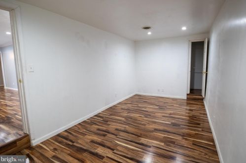 157 President Dr, Dover DE  19901-5263 exterior