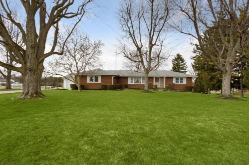 1332 County Road 1, Bellefontaine, OH 43311-9461