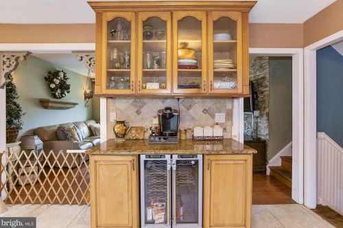 17 Rondon Ave, Berlin Boro NJ  08009-1522 exterior