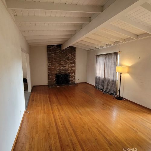 5821 Deborah St, Long Beach, CA 90815-1311