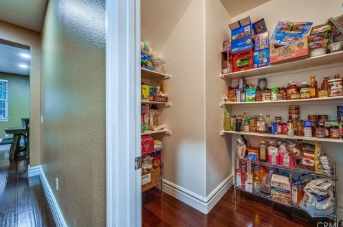 34652 Boros Blvd, Beaumont CA  92223-7466 exterior