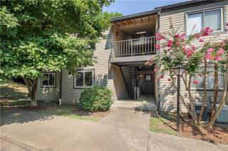 340 Summit Ridge Cir, Nashville, TN 37215-3817