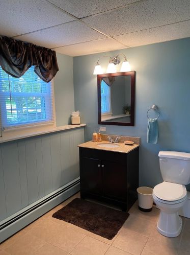 15 Woodbury St, Salem NH  03079-3212 exterior