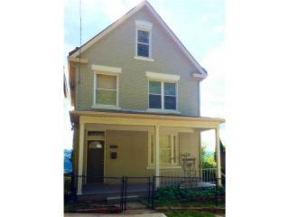 910 Spring St, Rankin, PA 15104-2553