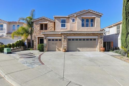 27 San Tomas Ct, West Pittsburg, CA 94565-7610