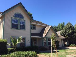 584 Rivergate Way, Sacramento, CA 95831-3338