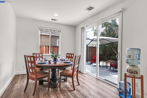66 Sunchase Ct, Oakley CA  94561-4425 exterior
