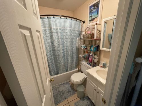 1026 Wood St, Griffith, IN 46319-3322