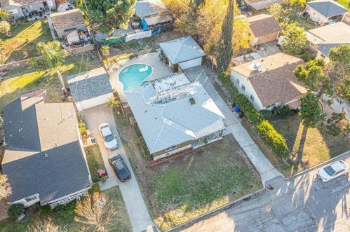25419 20th St, San Bernardino CA  92404-5611 exterior