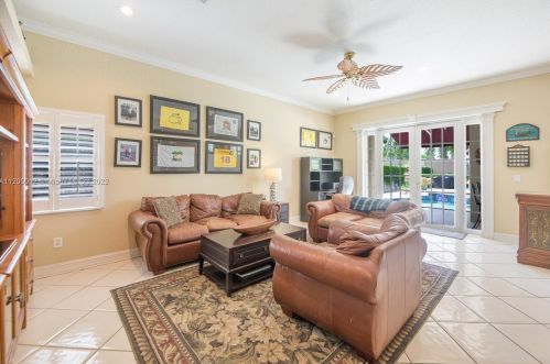 15612 16 Ct, Hollywood FL 33027-2347 exterior