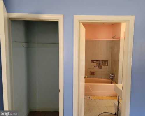 25 Chippewa Trl, Browns Mills NJ 08015-6458 exterior