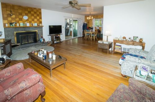 921 Sage Ave, Rialto CA  92376-4411 exterior