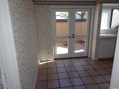 100 Old Ranch Rd, Seal Beach, CA 90740-2829