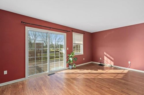 4 Saratoga Ct, Easton PA  18040-1046 exterior