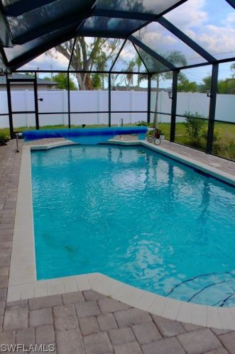 3752 2nd Ave, Cape Coral FL  33904-4807 exterior