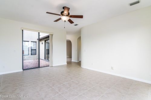 2773 Glenridge Cir, Merritt Island FL  32953-2953 exterior