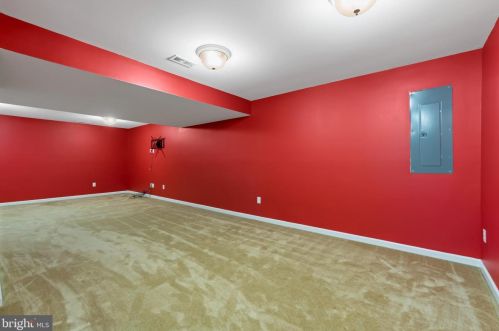 608 Archibald Ln, Florence NJ  08518-4010 exterior