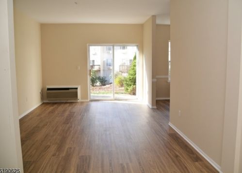 6110 Richmond Rd, West Milford Lakes NJ  07480-5117 exterior