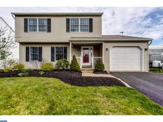 313 Pennwood Dr, Richlandtown, PA 18955-1042