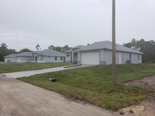 1418 Oak Ave, Lehigh Acres, FL