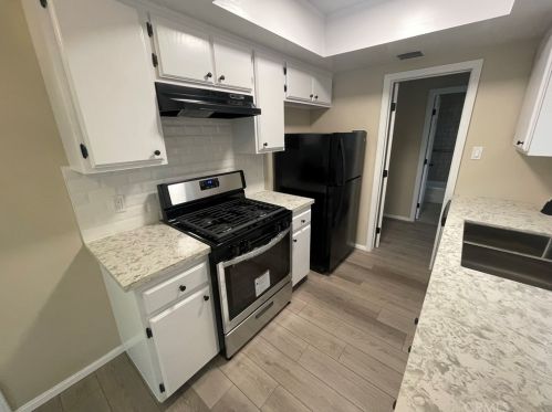 807 Chevy Chase Dr, Glendale CA 91205-3018 exterior