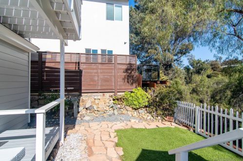 2911 Curlew St, San Diego CA 92103-3933 exterior