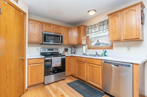 4315 122nd St, Kenosha WI  53158-3924 exterior