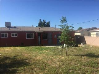 580 Mckinley St, Rialto CA  92376-6056 exterior