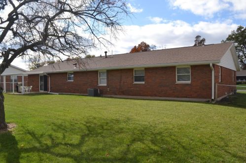 3008 Imperial Blvd, Springfield OH  45503-2024 exterior