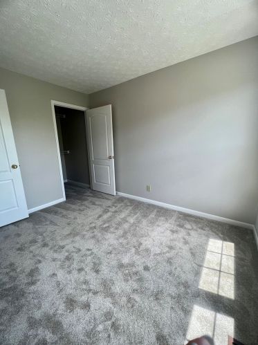 950 Oakmont Ct, Hamilton KY  41091-7723 exterior