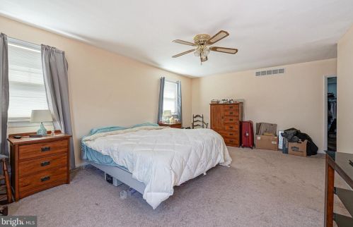 2402 Lexington Ave, Camden NJ  08110-1942 exterior