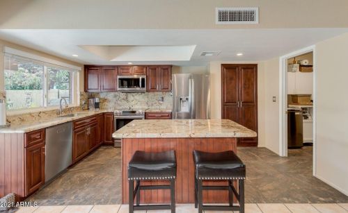 2417 Brooks St, Chandler, AZ 85224-2530
