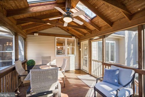 3211 Winter Sun Ter, Herndon VA  20171-1939 exterior