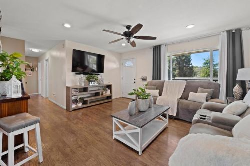 903 Jamacha Rd, El Cajon CA  92019-3203 exterior