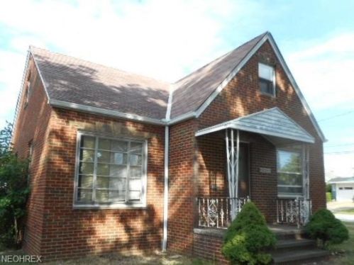 4534 Fulton Rd, Cleveland, OH 44144-3630