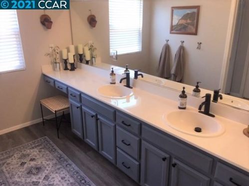 327 Whispering Oaks Ct, West Pittsburg CA  94565-7371 exterior