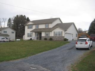 985 Miller St, Lebanon, PA 17046-2119