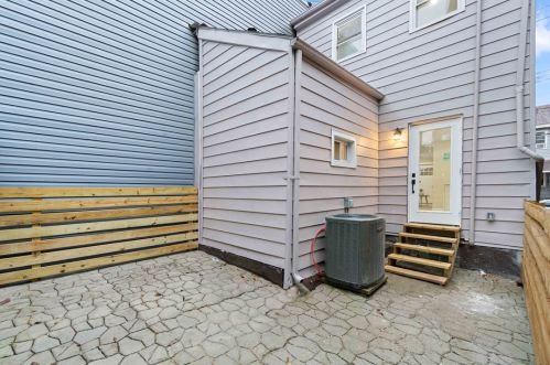 139 42nd St, Pittsburgh PA  15201-3136 exterior