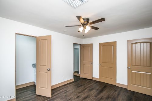 1033 30 Ave, Phoenix AZ 85017-1105 exterior