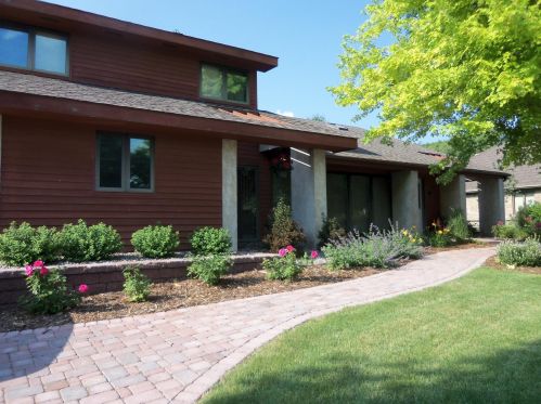 1316 16th St, Willmar MN  56201-2854 exterior